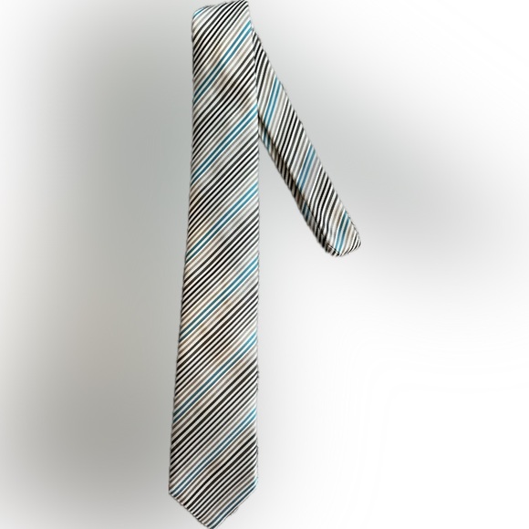 Ted Baker 100% silk tie, cream, beiges and blue - Picture 2 of 5